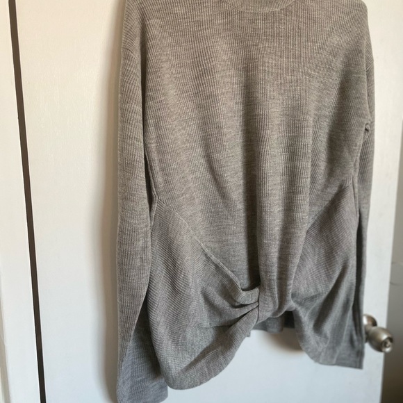 Tie Front Cozy Crewneck Knit Sweater - Size M - Picture 4 of 10